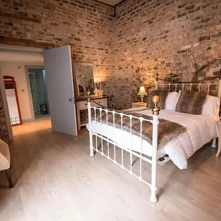 Feriehus The Mews -- Luxury At Bellingham Estate Castlebellingham