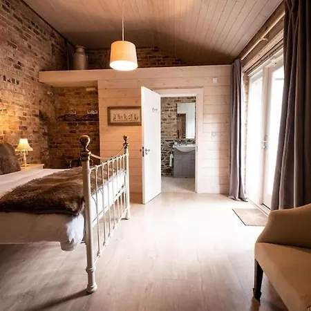 The Mews -- Luxury At Bellingham Estate * Castlebellingham